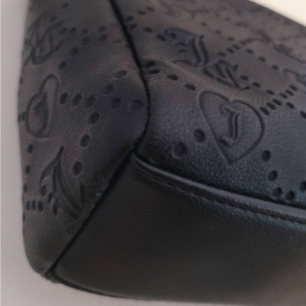 Juicy Couture Black Logo Embossed Crossbody Shoulder Bag Faux Leather - 2 Straps - Picture 12 of 16